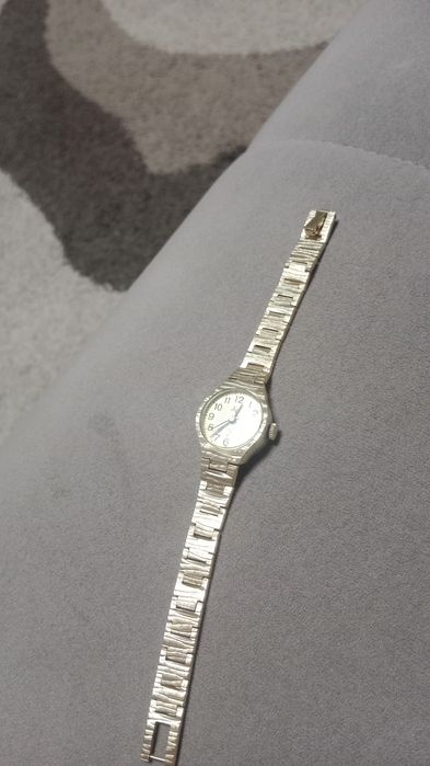 Продам часы Лучь позолоченные