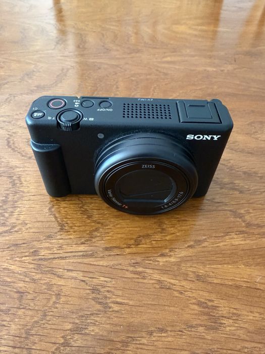 Camera foto avansata 4k Sony ZV1 m2