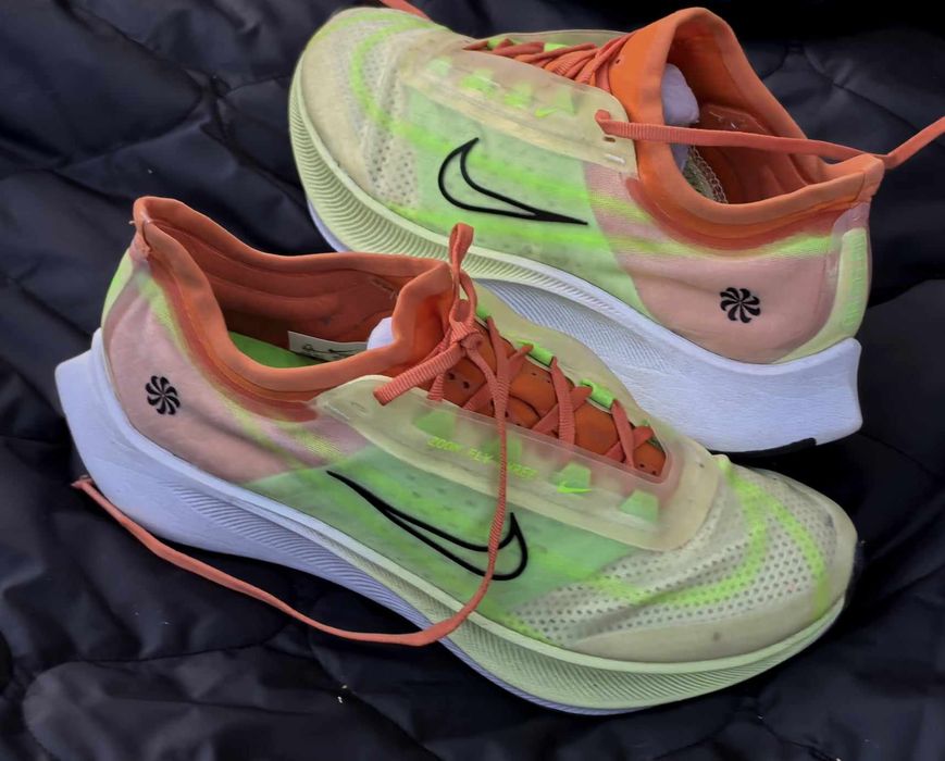 Nike Zoom Fly 3 Rise оригинални дамски сникърси 38,5 номер