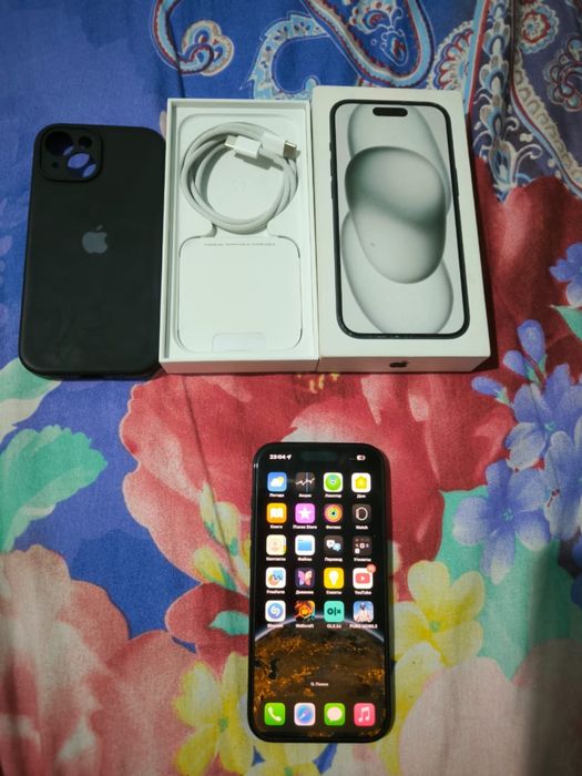 Продам Айфон 15