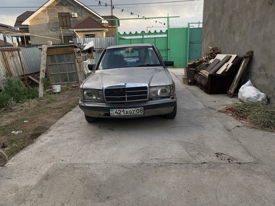 Продается мерс 190