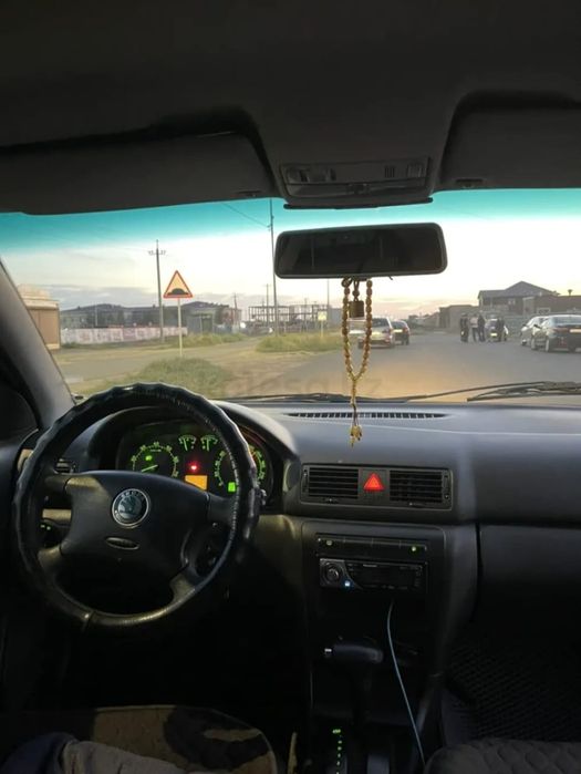 Автомобиль Шкода октавия