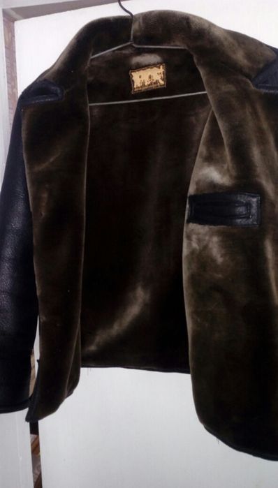 Продам зимнюю дублёнку.