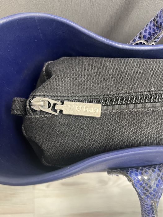 Продавам оригинална дамска чанта Obag