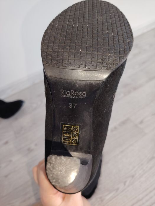 Продам зимние сапоги