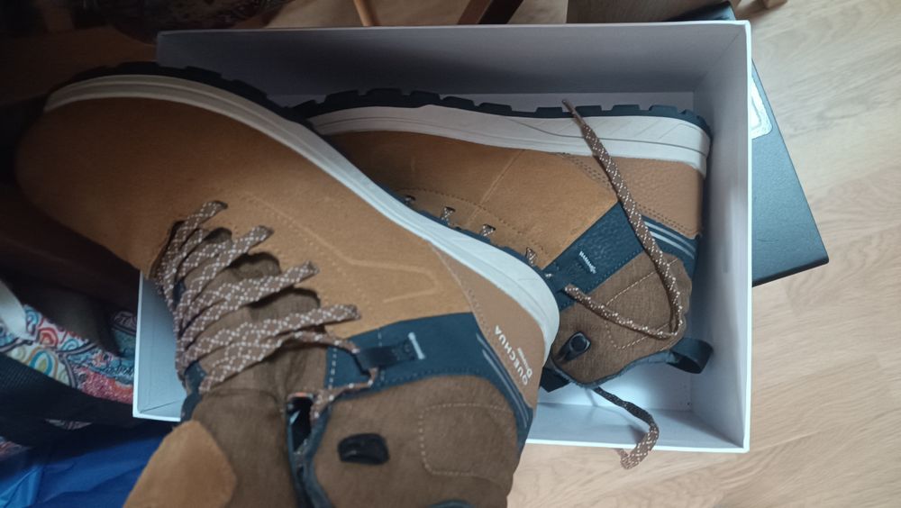 Bocanci imblaniti impermeabili piele nr 38 ca noi lungime talpic 24 cm