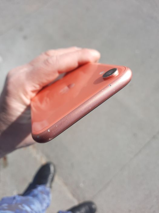 Iphone XR , schimb sau vând