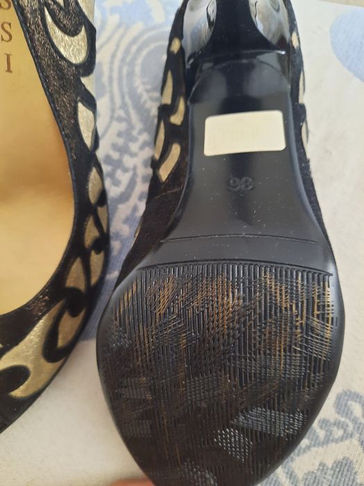 Женские туфли 36 размера