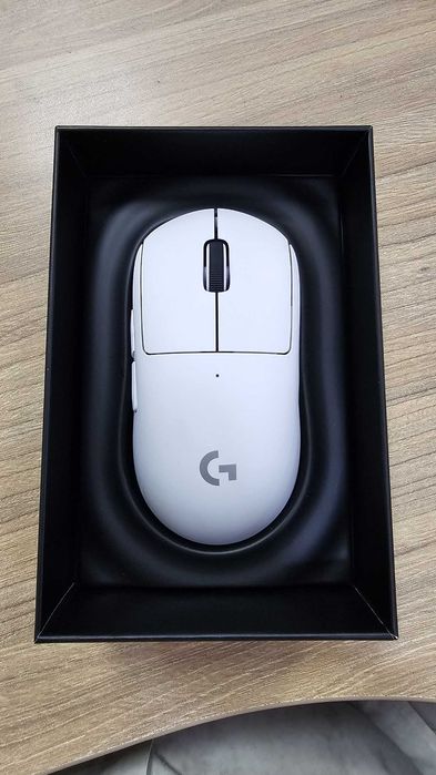 Мышь Logitech G Pro X Superlight белый