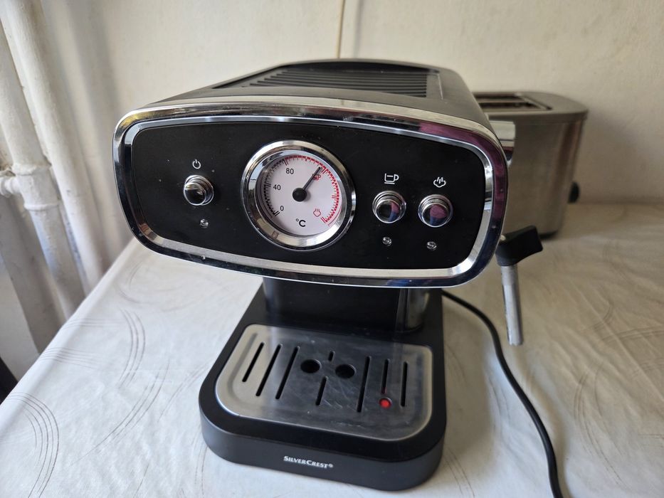 Espressor manual 1050w - accesorii complete