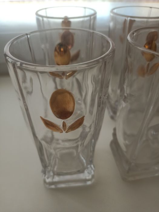 Продам стаканы для напитков