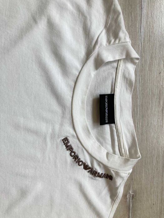Emporio Armani мъжка тениска размер XL