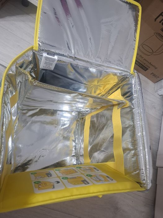 Продам  ТЕРМОСУМКА  яндекс