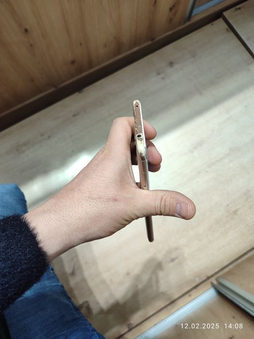 Redmi 5 plus 3/32Gb holati yaxshi