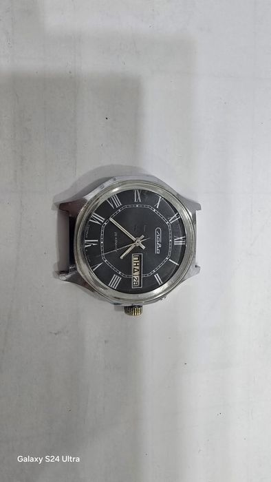 Продам часы СССР
