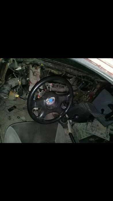 продам запчасти на форд сиерра