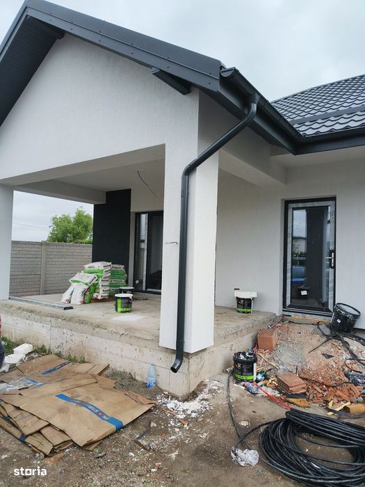 Vila individuala 4 camere in complex