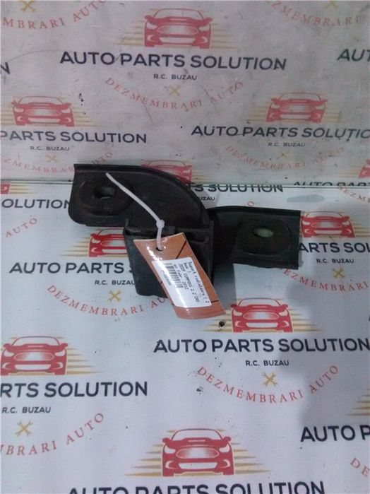 Suport radiatoare ( 2 buc ) jeep compass 2.2 crd an fabr. 2012