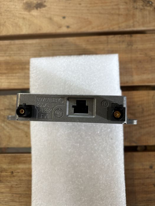 Модул за усилване на сигнала на радио и блутут мерцедес