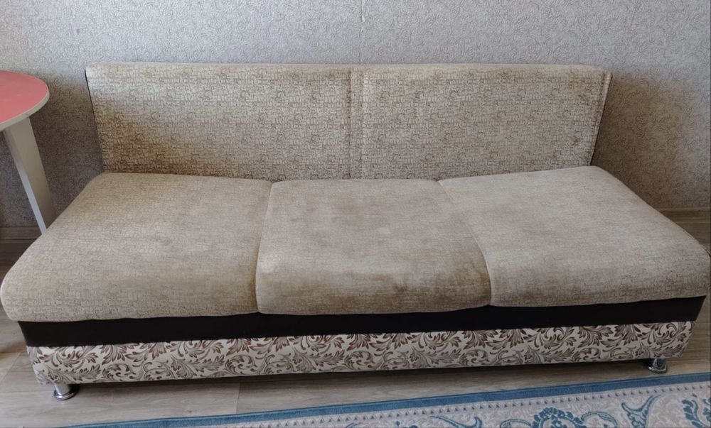 Диван в хорошем сосстоянии