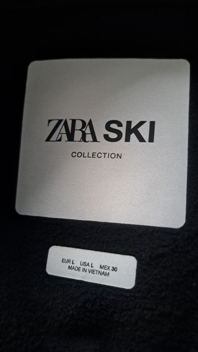 Vand costum ski negru Zara