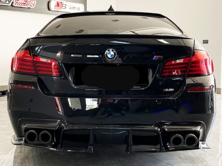 Дифузьор за бмв ф10 ф11 м тех / добавка за задна броня / bmw f10 f11 diffuser / добавки