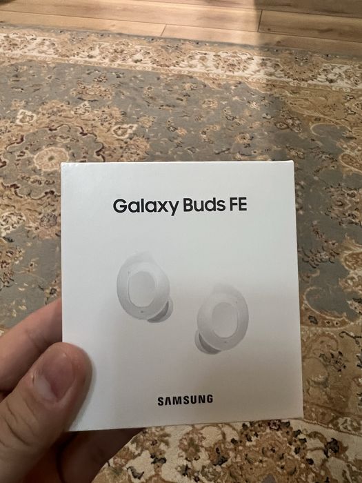 Наушники Galaxy Buds FE