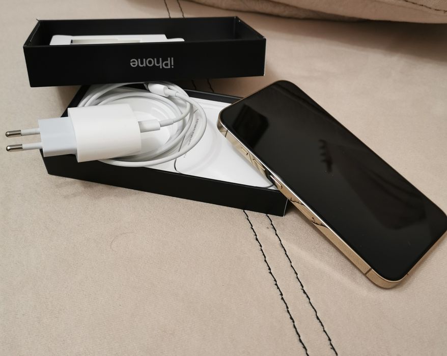 Продавам iPhone13 pro