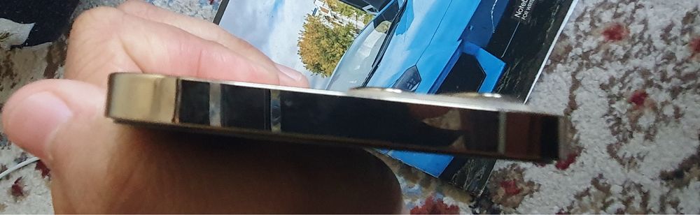 Iphone 12 pro max.