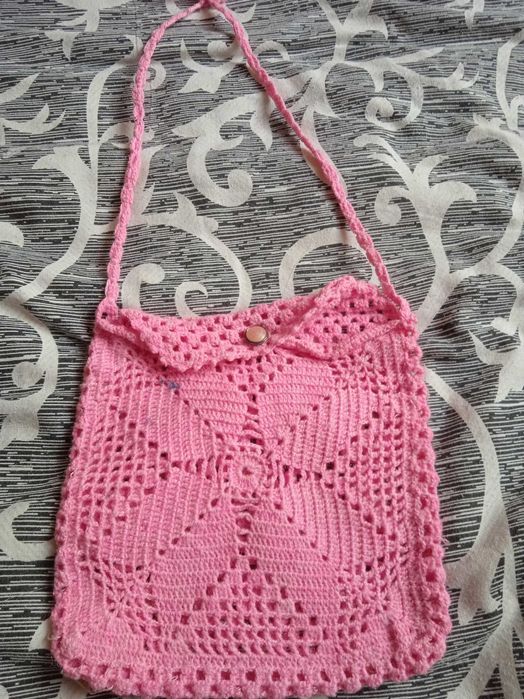 Ръчно изплетена дамска чанта