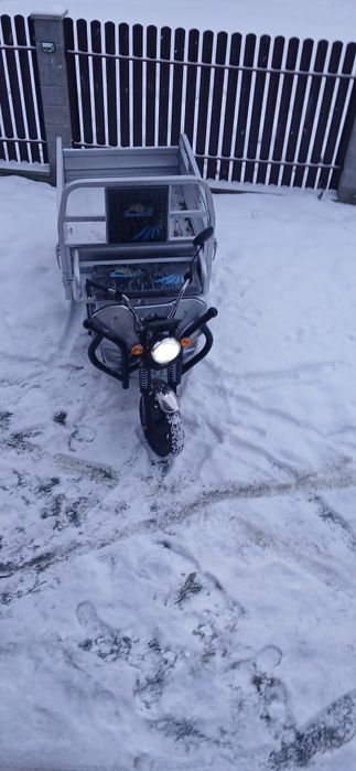 Triciclu electric  TUK TUK electric de vânzare