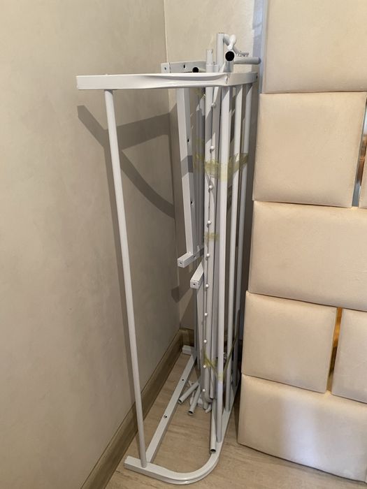 гардеробная вешалка