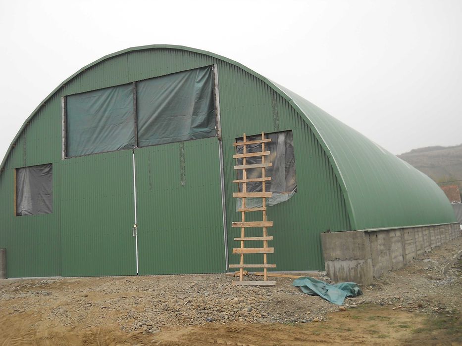 grajd ,hambar pentru utilaje agricole HOLLAND EXPRES