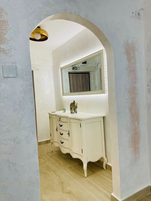 Ap 1 cameră lux / regim hotelier A 8 TRIBUNAL