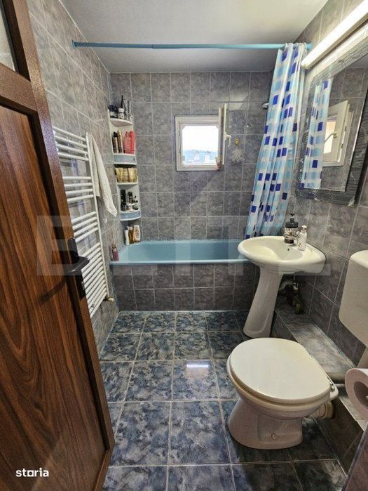 Apartament de 2 camere decomandat, 49mp etaj intermediar zona Baciu