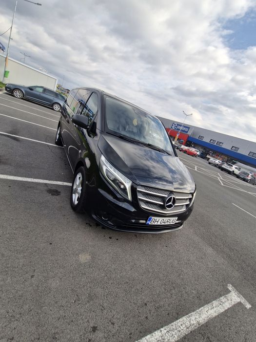 Vând mercedes vito