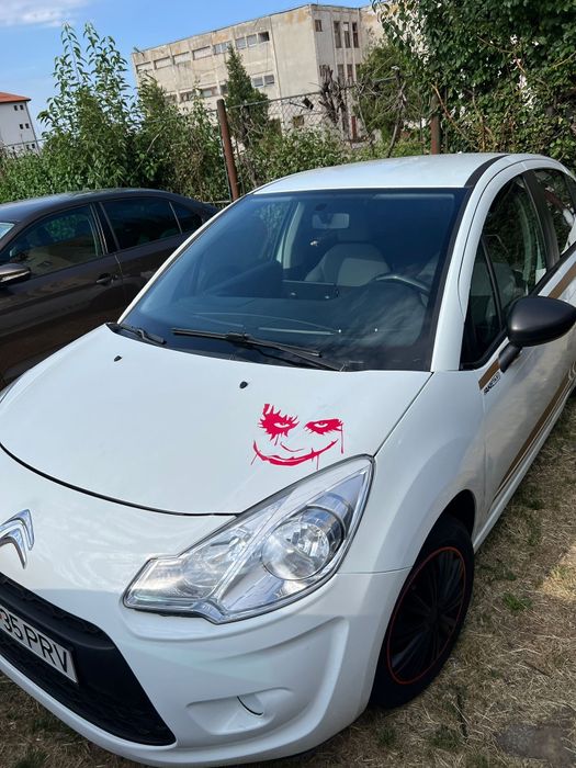 Vând Citroen C3 an 2012