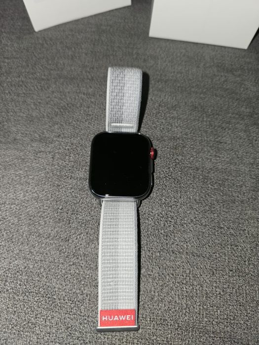 Huawei Watch Fit 4