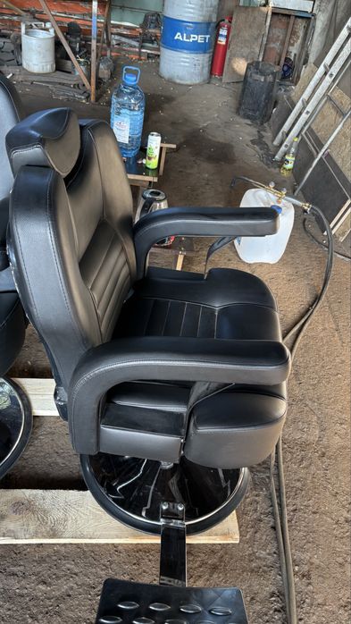 Парикмахерские кресла