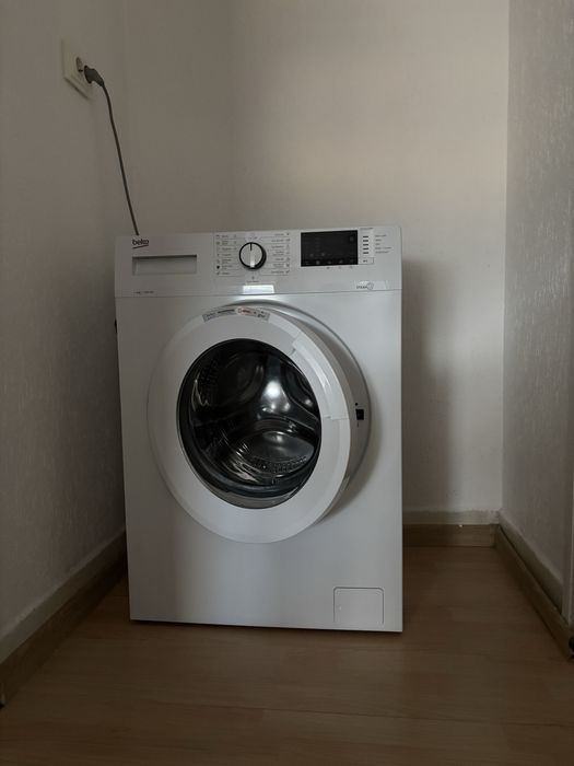 Vand apartament ultra-central!