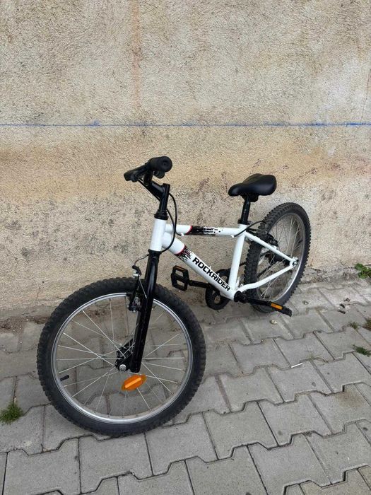 BICICLETA COPII DECATHLON , folosita foarte putin.
