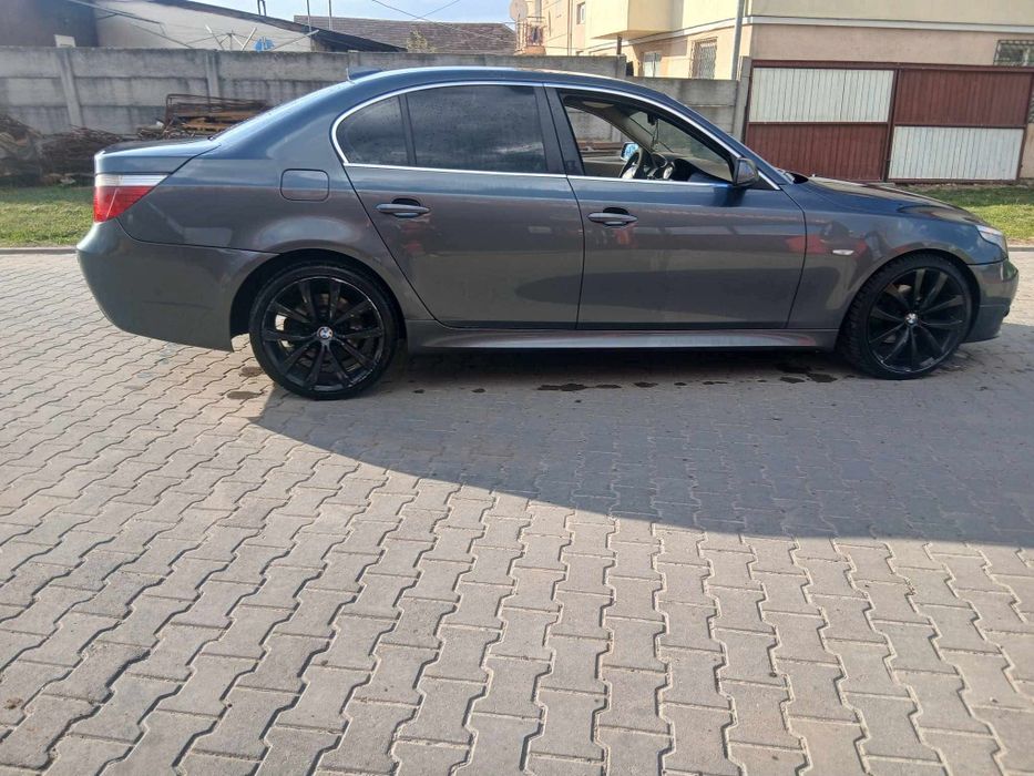 Vând sau schimb bmw 520d