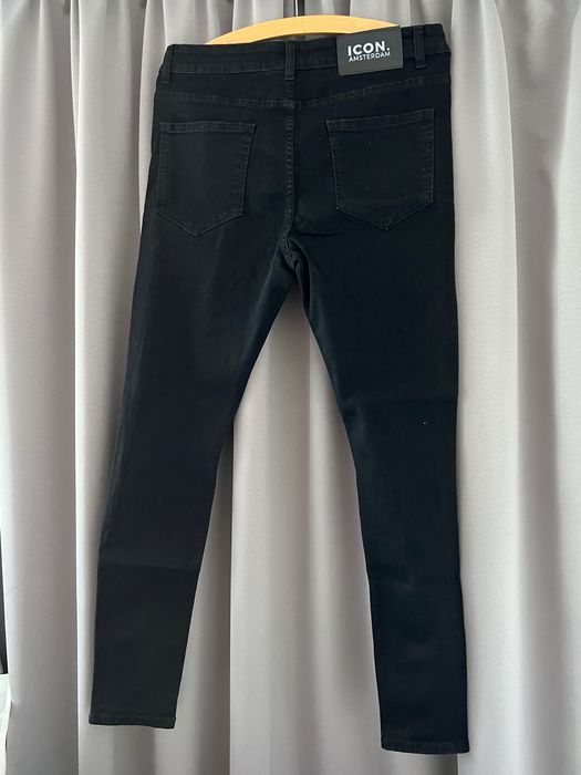 Мъжки черни дънки Icon