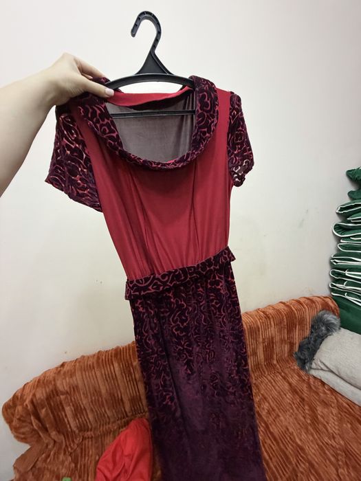 Продам платья в отличном состоянии!!!