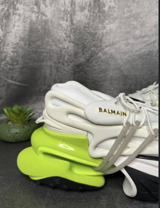 Adidasi Balmain Unicorn