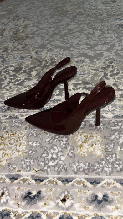 Туфли на шпильках