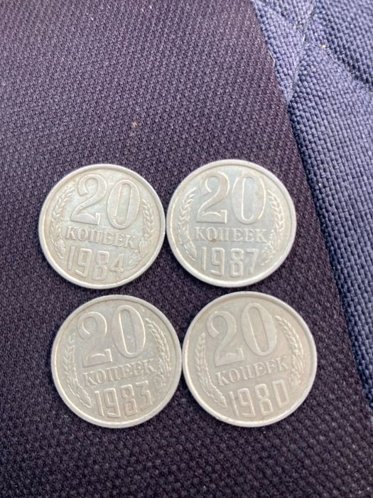 Savet tangalar sotiladi qiziqganla bosa aloqaga chiqila