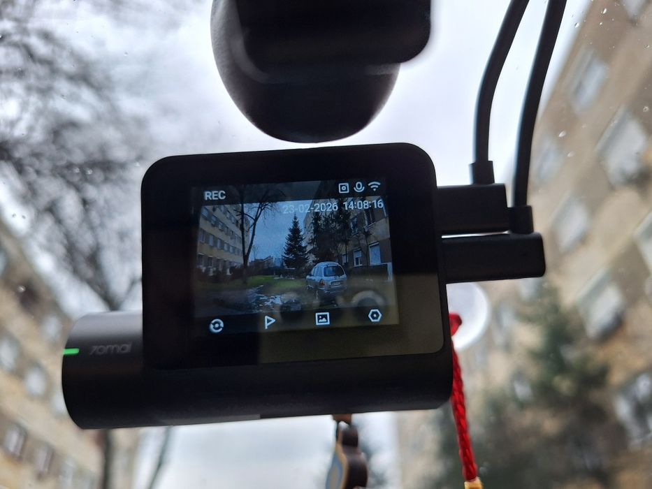 Camera auto fata spate