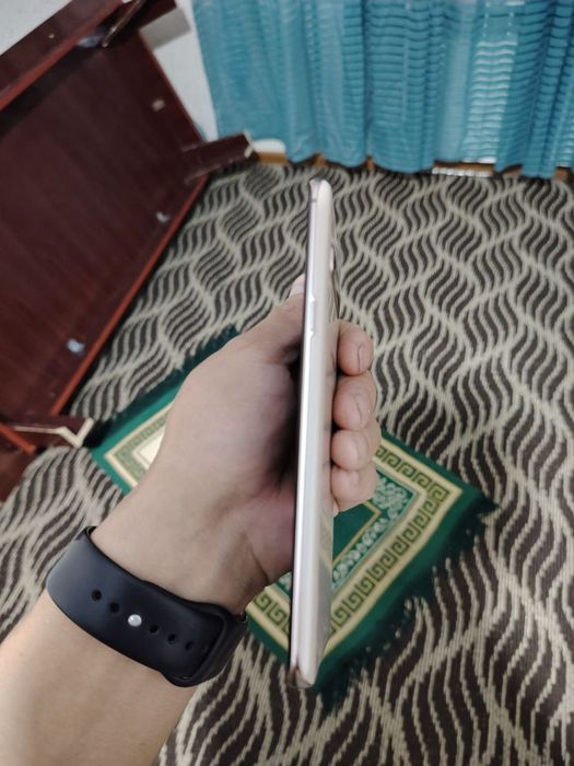 Samsung s 10 +5G.   8+8/256