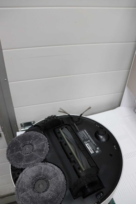 Прахосмукачка робот Dreame L20 Ultra, авт. почистване/сушене/зареждане